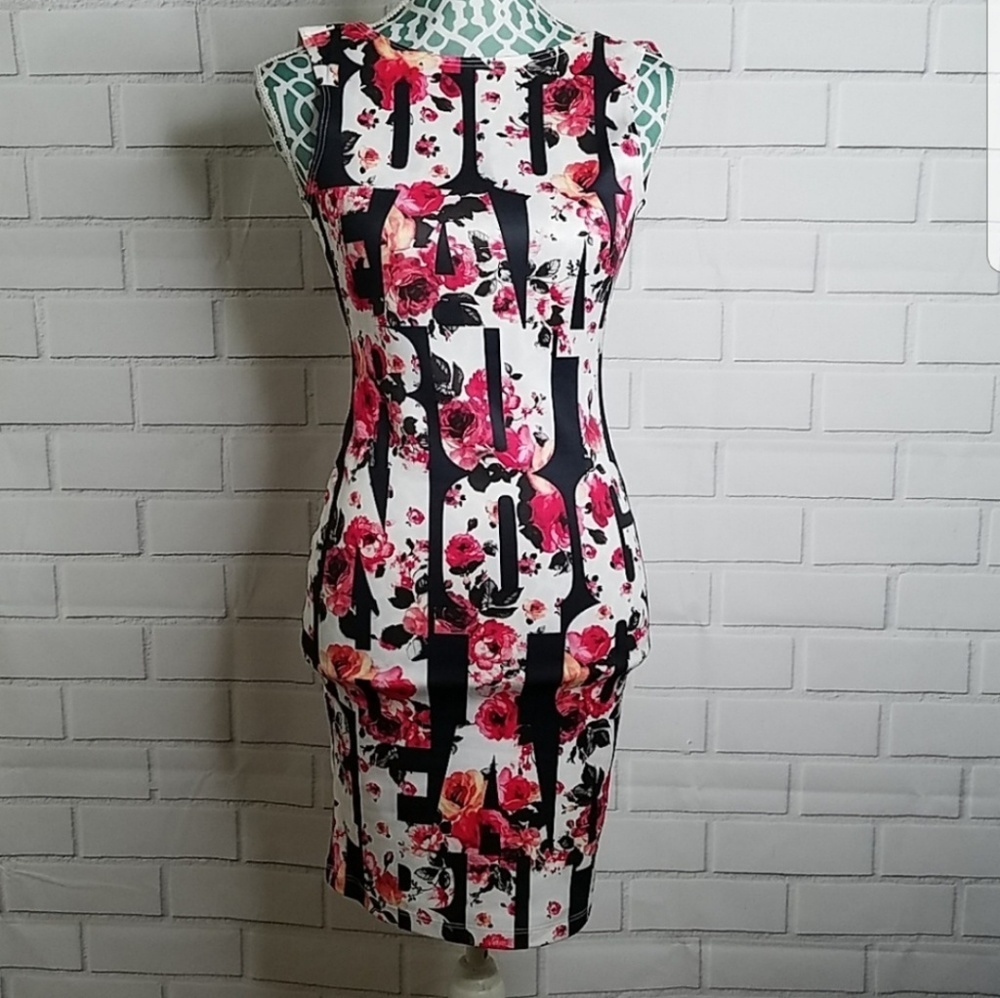Alphabet | BODY CON DRESS